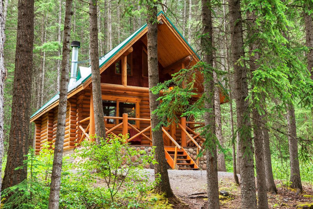 Cathedral Mountain Lodge Field Exteriér fotografie